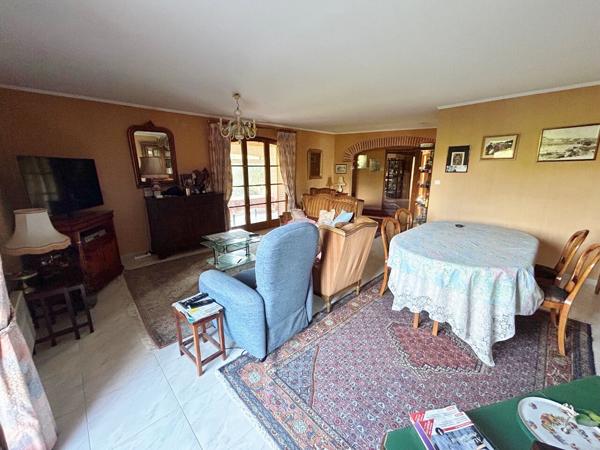 Maison 4 pièce(s) 110 m2 de plain pied sur 1326 m² de terrain