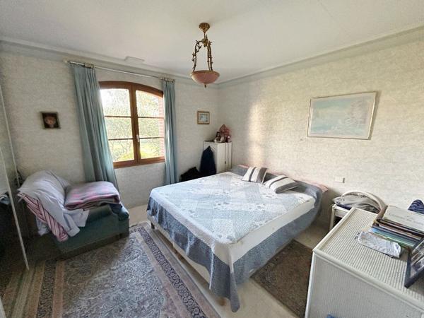 Maison 4 pièce(s) 110 m2 de plain pied sur 1326 m² de terrain