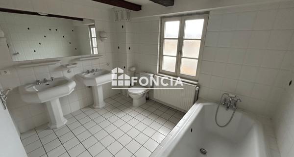 Location Appartement 4 pièces 98.42 m² - Plobsheim 67115