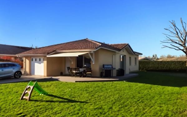 Maison à louer    5 pièces •  Saint-Pierre-du-Mont