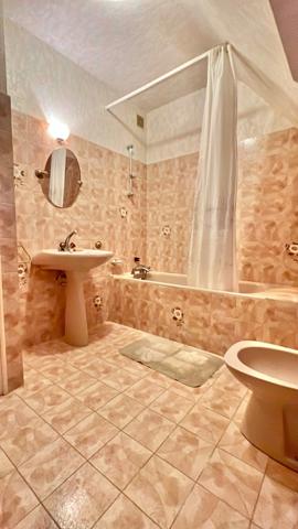 Guilers, quartier résidentiel, sans vis à vis, vie de plain pied, maison T6, 110 m2, dalle béton, garage