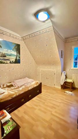 Guilers, quartier résidentiel, sans vis à vis, vie de plain pied, maison T6, 110 m2, dalle béton, garage