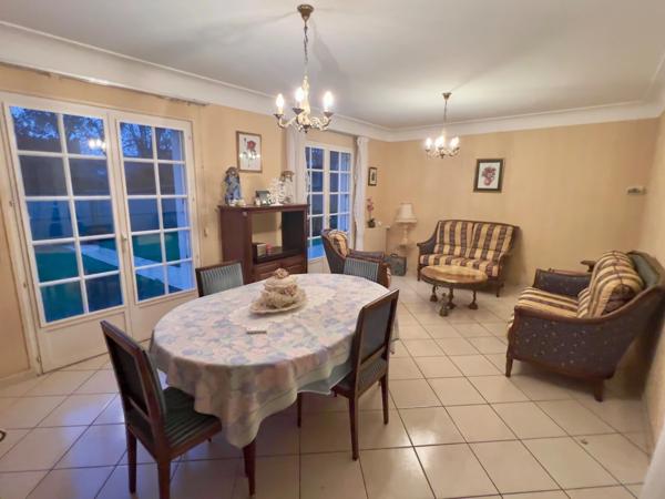 Guilers, quartier résidentiel, sans vis à vis, vie de plain pied, maison T6, 110 m2, dalle béton, garage