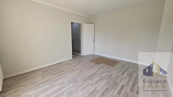 Maison 91m²  3 chambres avec cour et garage