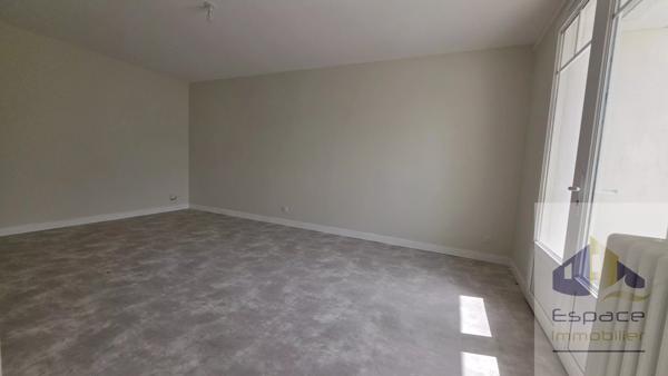 Maison 91m²  3 chambres avec cour et garage
