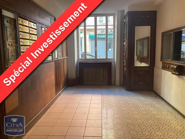 Local professionnel à vendre 118m²
