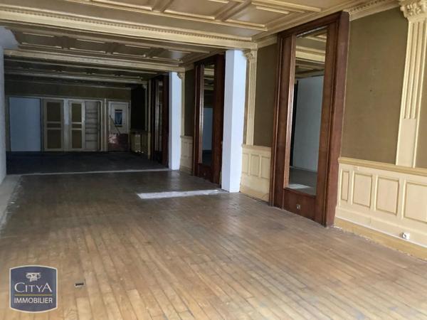 Local professionnel à vendre 118m²