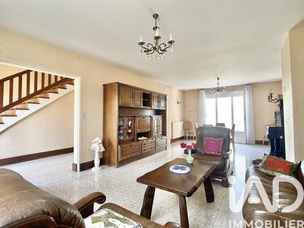 Maison à vendre 6 pièces 139 m² Sainte-Luce-sur-Loire