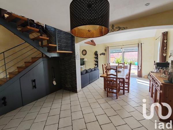 Maison à vendre 7 pièces 180 m² Neuilly-le-Réal