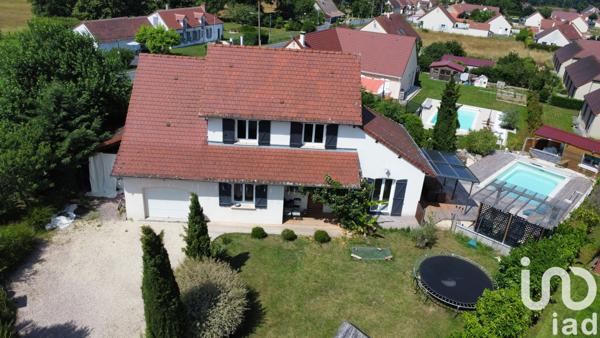 Maison à vendre 7 pièces 180 m² Neuilly-le-Réal