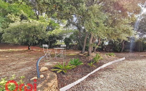 Maison à vendre    6 pièces •  La Cadière-d'Azur