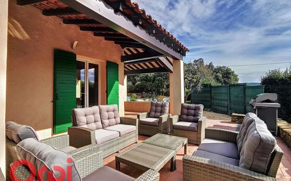 Maison à vendre    6 pièces •  La Cadière-d'Azur