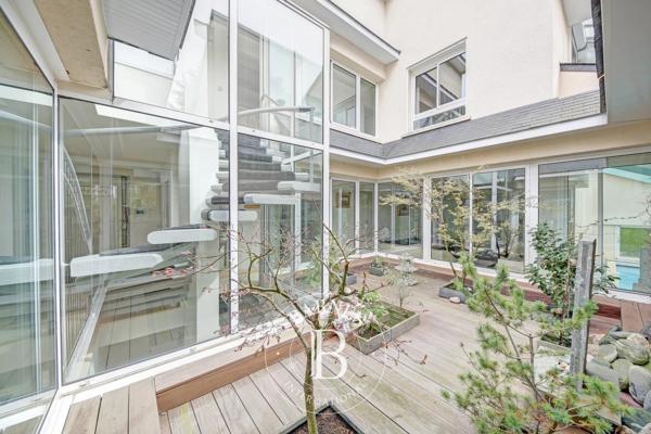 Versailles, Maison 5 Chambres -  350 m² à vendre