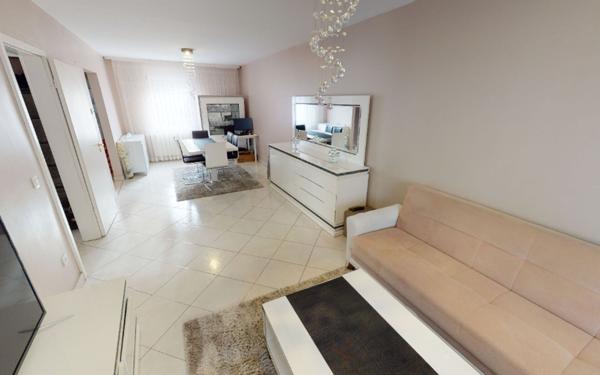 Appartement à vendre    5 pièces • 108 m2 Schiltigheim