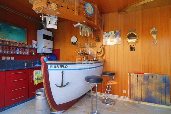 Maison familiale 6 pièces avec jardin, piscine et dépendance