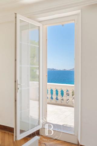 Marseille 7ème, Maison 4 Chambres -  181 m² à vendre
