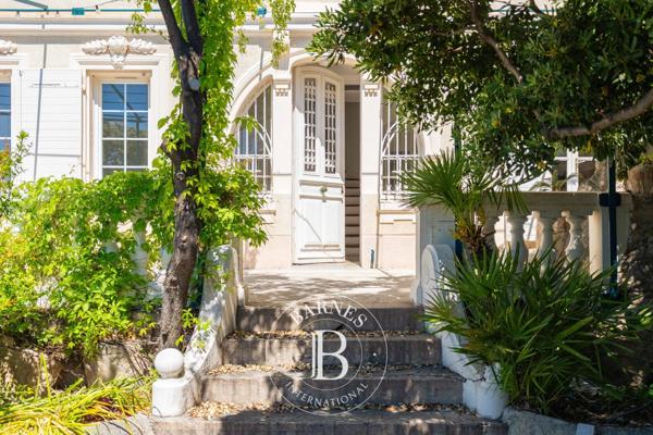 Marseille 7ème, Maison 4 Chambres -  181 m² à vendre