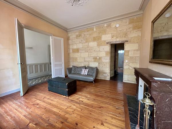 Appartement 4 pièce(s) 2 chambre(s) 148 m²