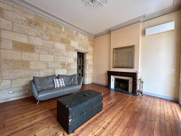 Appartement 4 pièce(s) 2 chambre(s) 148 m²