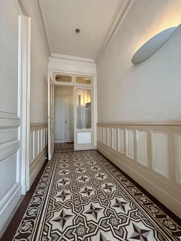 Appartement 4 pièce(s) 2 chambre(s) 148 m²