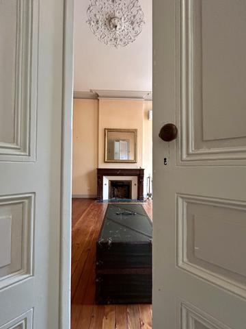 Appartement 4 pièce(s) 2 chambre(s) 148 m²