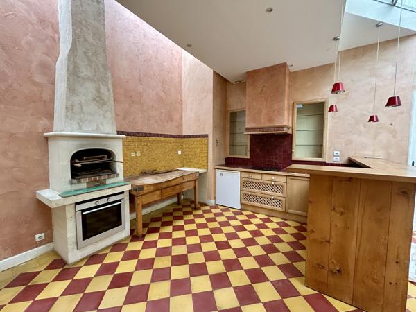 Appartement 4 pièce(s) 2 chambre(s) 148 m²