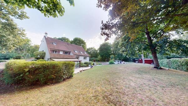 Maison 8 pièce(s) 260 m2