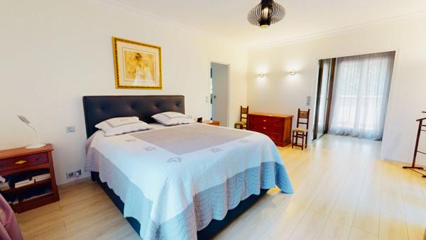 Maison 8 pièce(s) 260 m2