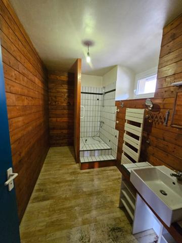 A VENDRE MAISON EN PIERRES DINAN AVEC JARDIN