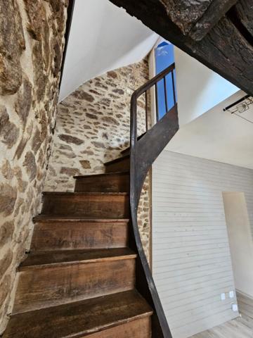 A VENDRE MAISON EN PIERRES DINAN AVEC JARDIN