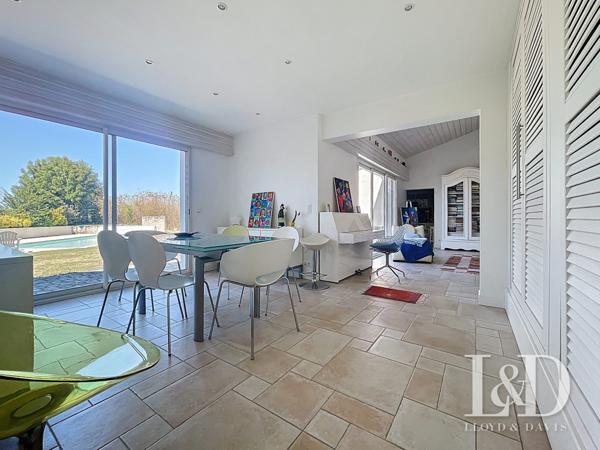 St-Sulpice de Royan : maison d'architecte 203m²avec piscine