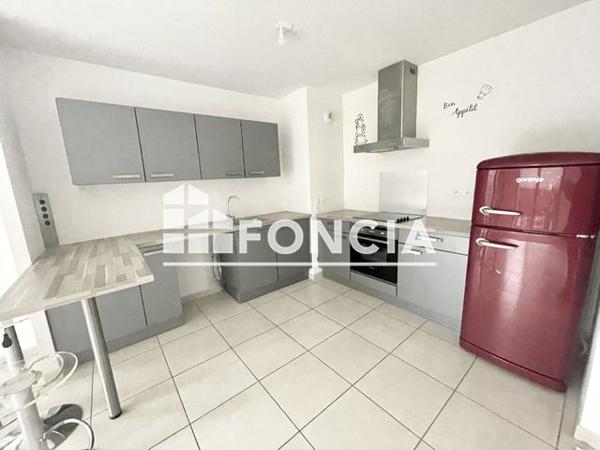 Location Appartement 2 pièces 42.78 m² - Porte 03 Divonne- Les- Bains 01220