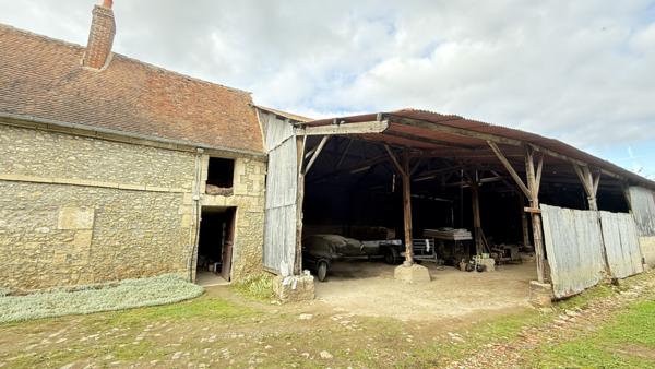 NOAILLES PROCHE Maison à Vendre 4 pièces- dépendance, grange, hangar , jardin