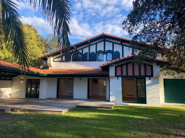 VILLA ENTRE CENTRE ET PLAGES
