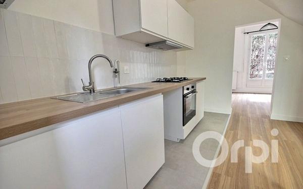 Appartement à vendre    3 pièces • 48,68 m2 Trappes