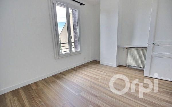Appartement à vendre    3 pièces • 48,68 m2 Trappes