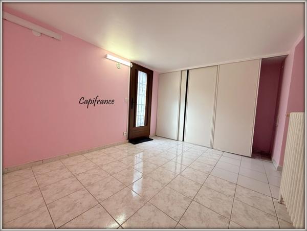 Aulnay-sous-Bois Sud – Maison avec cour privative et stationnement.