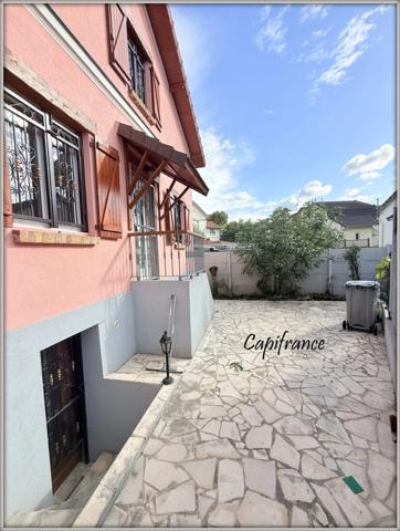 Aulnay-sous-Bois Sud – Maison avec cour privative et stationnement.