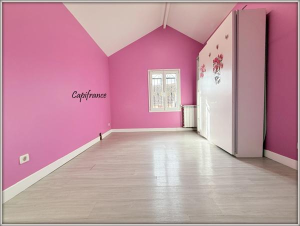 Aulnay-sous-Bois Sud – Maison avec cour privative et stationnement.