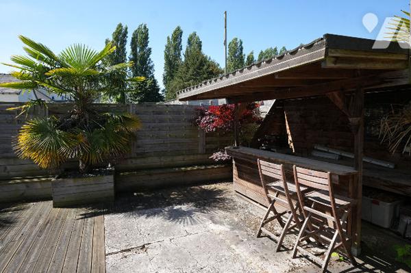 Maison 4 pièces 93 m2 avec grande terrasse et dépendance