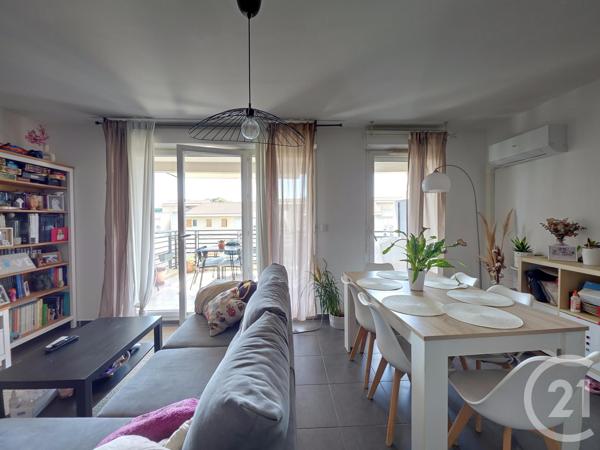 Appartement T3 à vendre  3 pièces - 64,21 m 2   MARSEILLE  - 13014