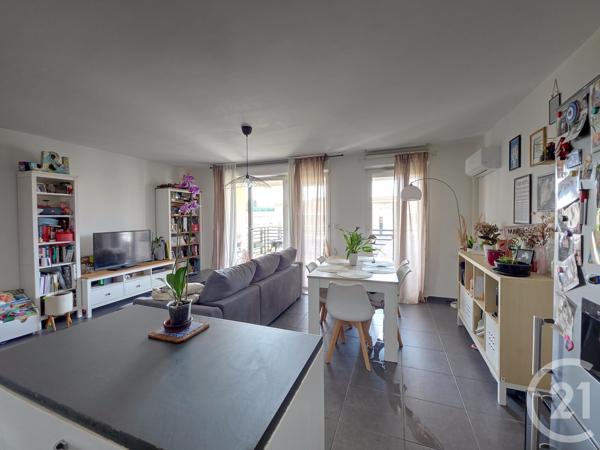 Appartement T3 à vendre  3 pièces - 64,21 m 2   MARSEILLE  - 13014