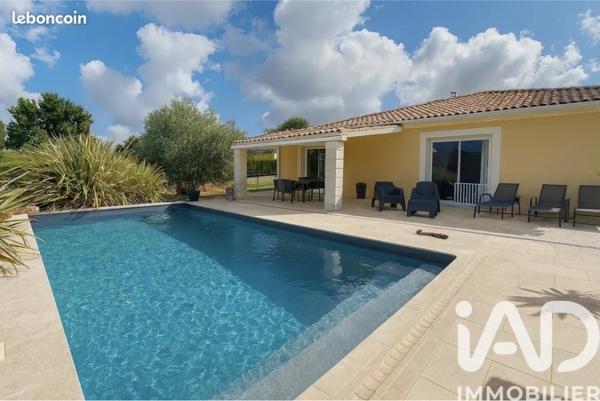 Maison à vendre 5 pièces 150 m² Roquefort