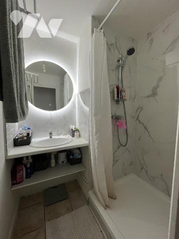 A VENDRE IMMEUBLE DE RAPPORT