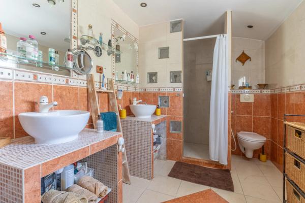 Maison
         8 pièces
        - 197 m² 535 000 € *