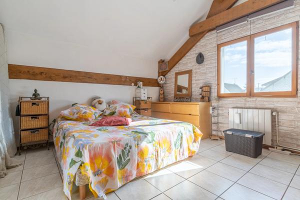 Maison
         8 pièces
        - 197 m² 535 000 € *