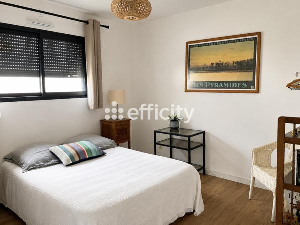 Maison
         6 pièces
        - 143 m² 672 000 € *