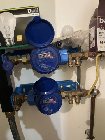 Maison composée d'un Studio et d'un T4 à létage de 108 m² et de 5 pièces