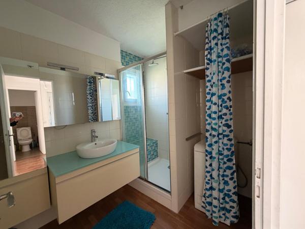 EXCEPTIONNEL  APPARTEMENT  AVEC TOIT TERRASSE PANORAMIQUE SUR LA SAINTE-VICTOIRE