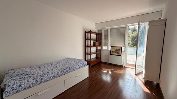 EXCEPTIONNEL  APPARTEMENT  AVEC TOIT TERRASSE PANORAMIQUE SUR LA SAINTE-VICTOIRE